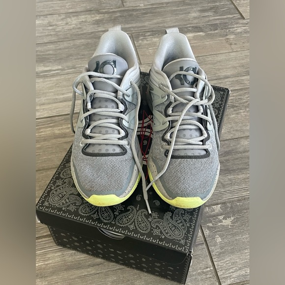 Nike KD15 TB size 10! - Picture 3 of 8
